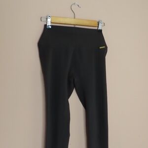 KW x Cleo Harper | Brown Leggings